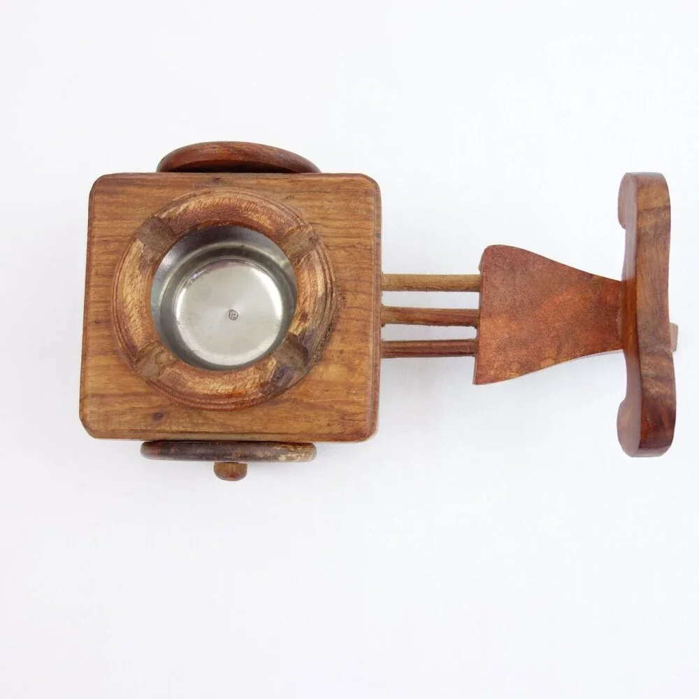 Vintage Handcrafted Small Wooden Oxen Cart‎ Ashtray
